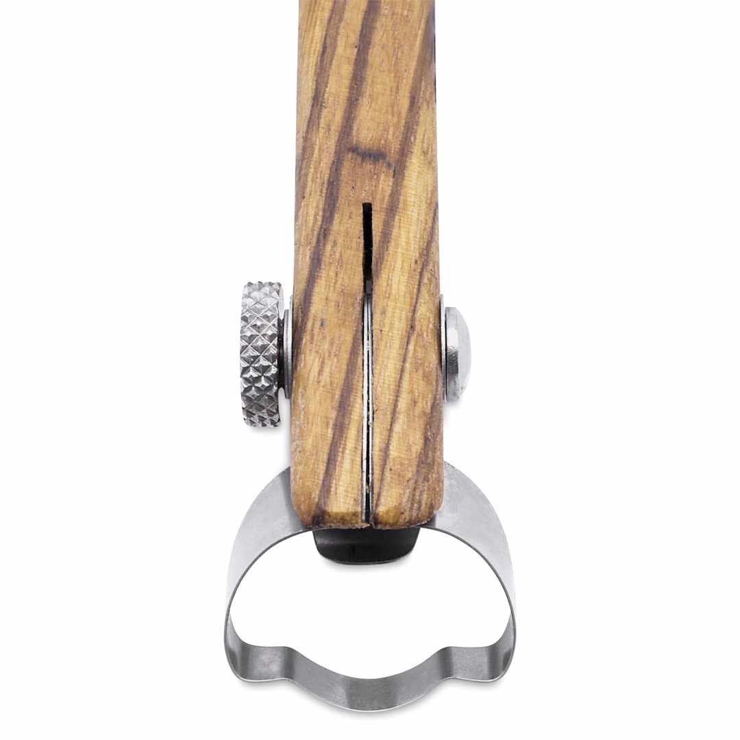 Open in modal - DiamondCore Handheld Clay Extruder - R12, Koala - close-up of tip