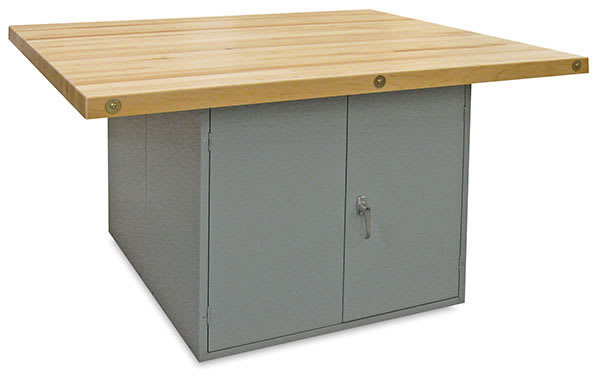 Open in modal - Hann Four-Station Locker-Type Workbench - showing 4-Door Workbench without Vises