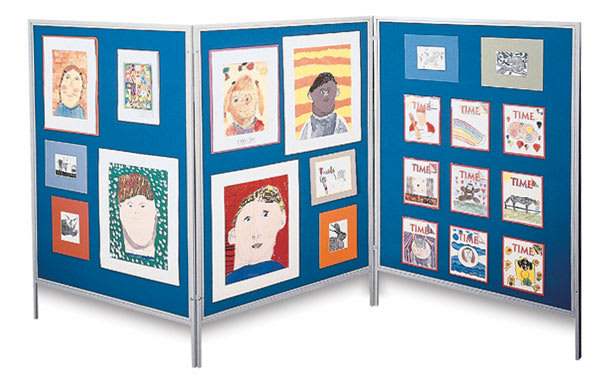 Open in modal - Multiplex Display/Exhibit System - blue panels in zig zag formation, with artwork 