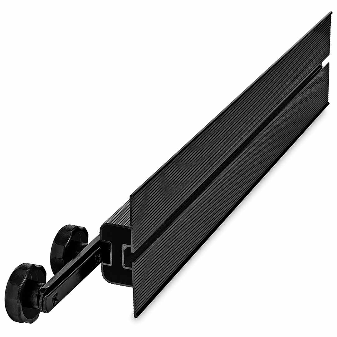 Open in modal - Studio Designs Premier Aluminum Easel, close-up of connecting end of Easel Extension