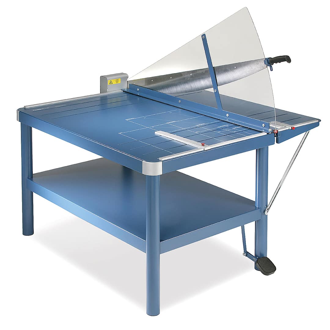 Open in modal - Dahle Large Format Premium Guillotine Trimmer - 43" Cutting Length