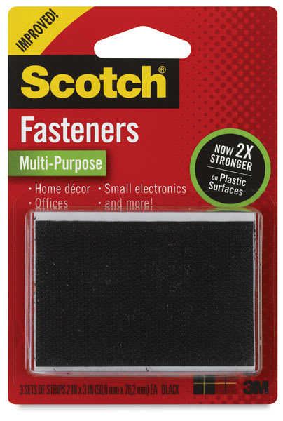 Open in modal - Scotch Reclosable Fasteners - Front of 3 pc blister package of 2" x 3" Black Fasteners
