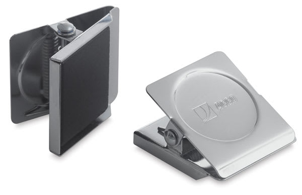 Open in modal - Acco Magnetic Bulldog Clips - Two clips shown, one from top and one from back showing magnet
