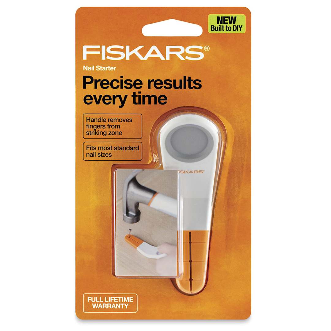 Open in modal - Fiskars Precision Nail Starter - Front of blister package
