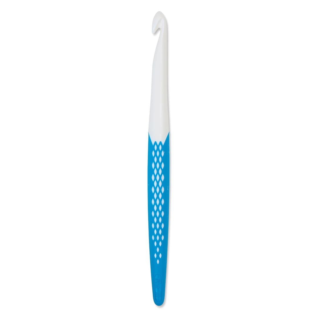 Open in modal - Prym Ergonomics Crochet Hook - M, hook in upright position outside of the packaging