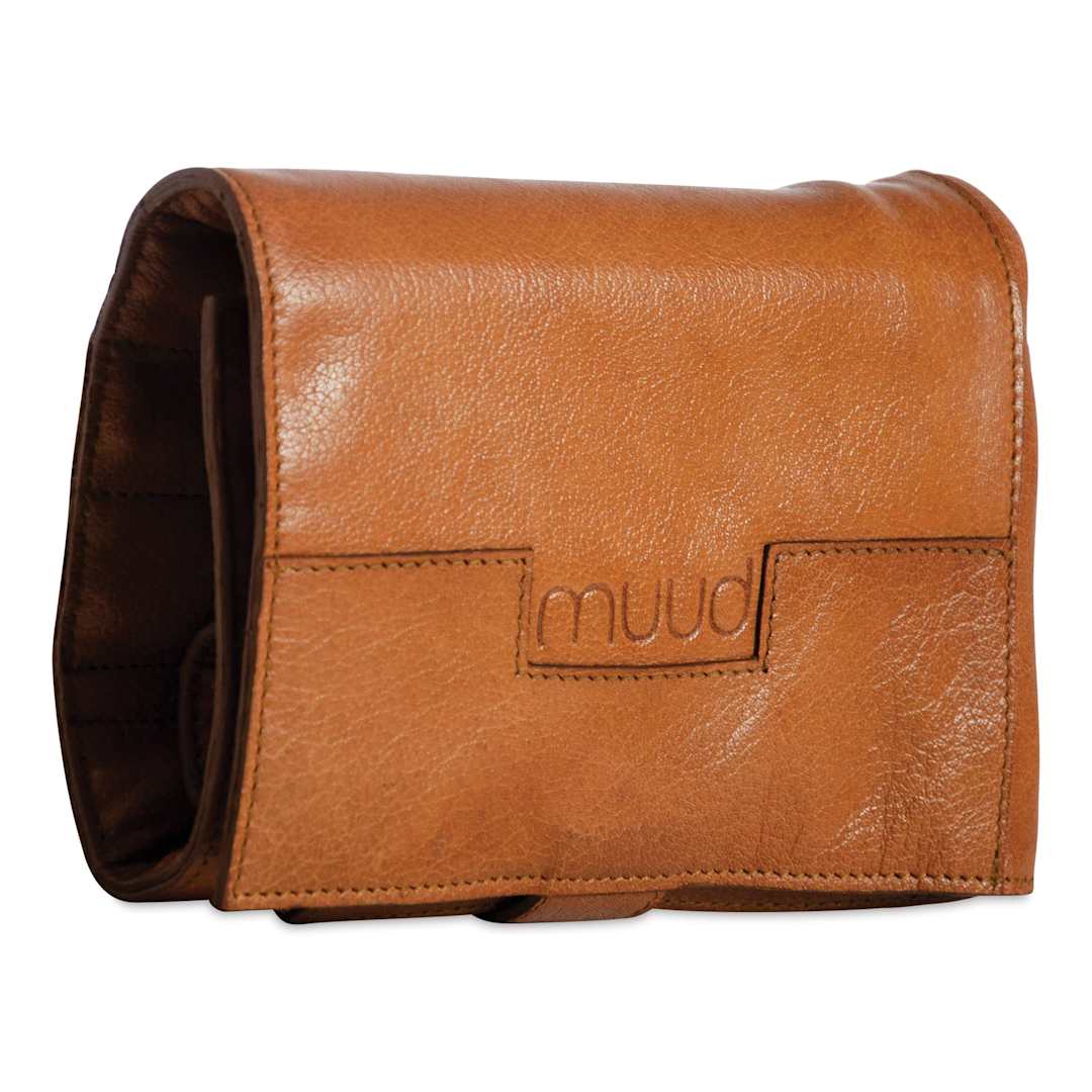 Open in modal - Muud Stockholm Leather Knitting Needle Case - Brown - back, angled