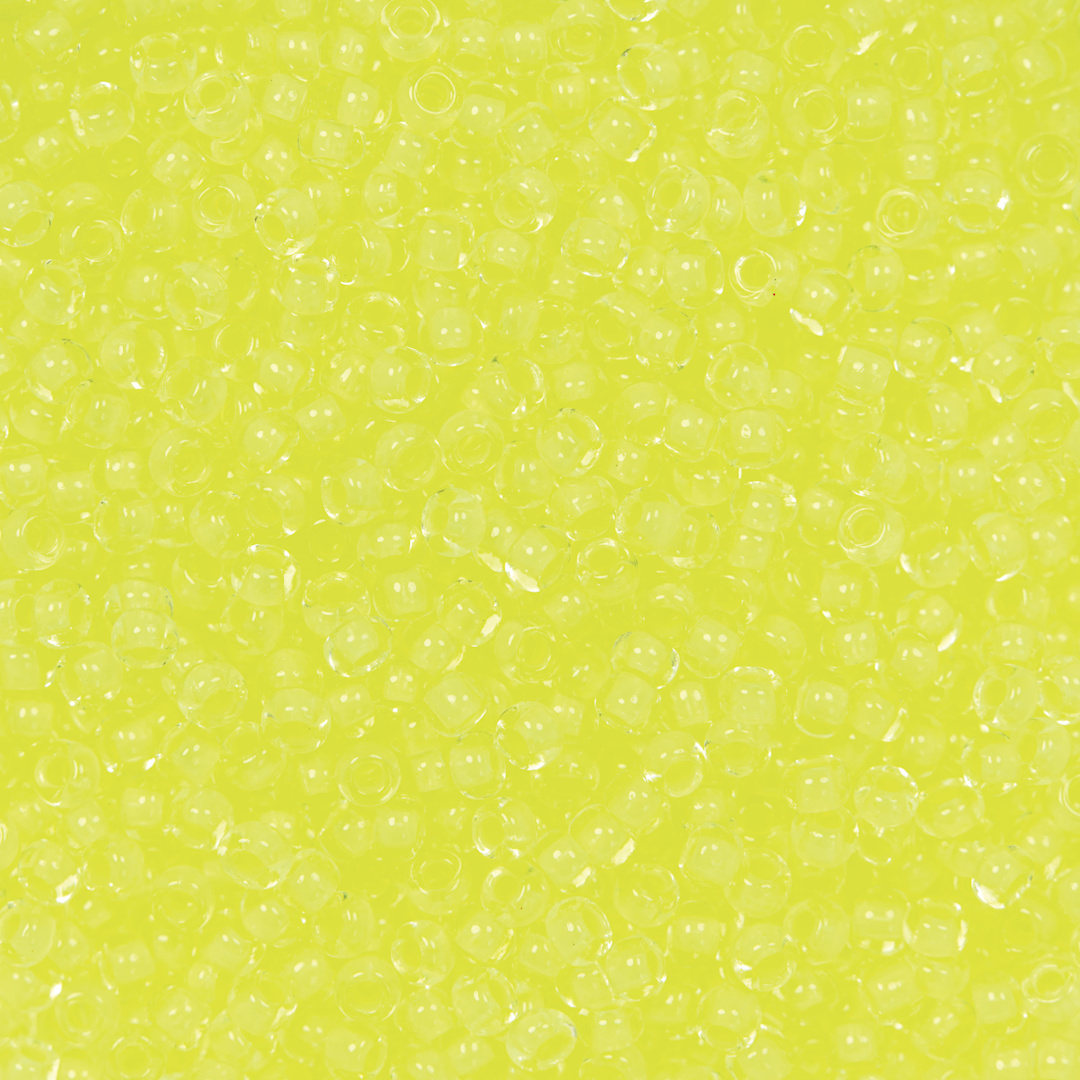 Open in modal - John Bead Czech Glass Seed Beads - Neon Yellow, Color Lined, 10/0 - close-up