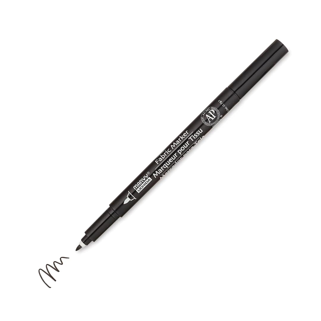 Open in modal - Marvy Uchida Fine Point Fabric Marker - Black (Marker with swatch, Cap off)
