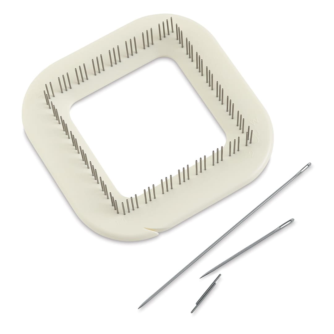 Open in modal - Schacht Zoom Loom - Top view of empty Loom with included needles