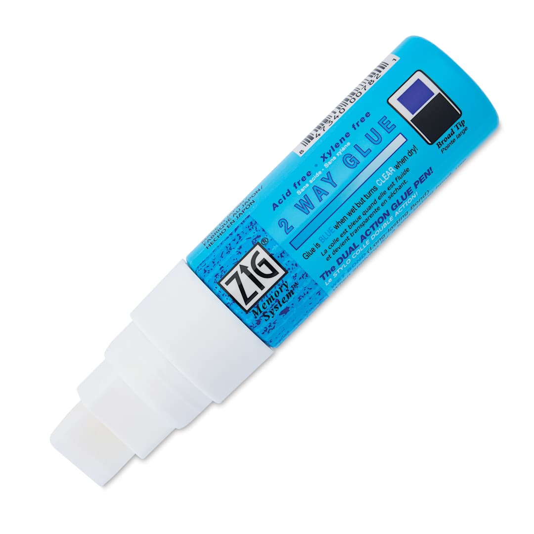 Open in modal - Kuretake Zig 2 Way Glue Pen - Broad Tip - with cap removed