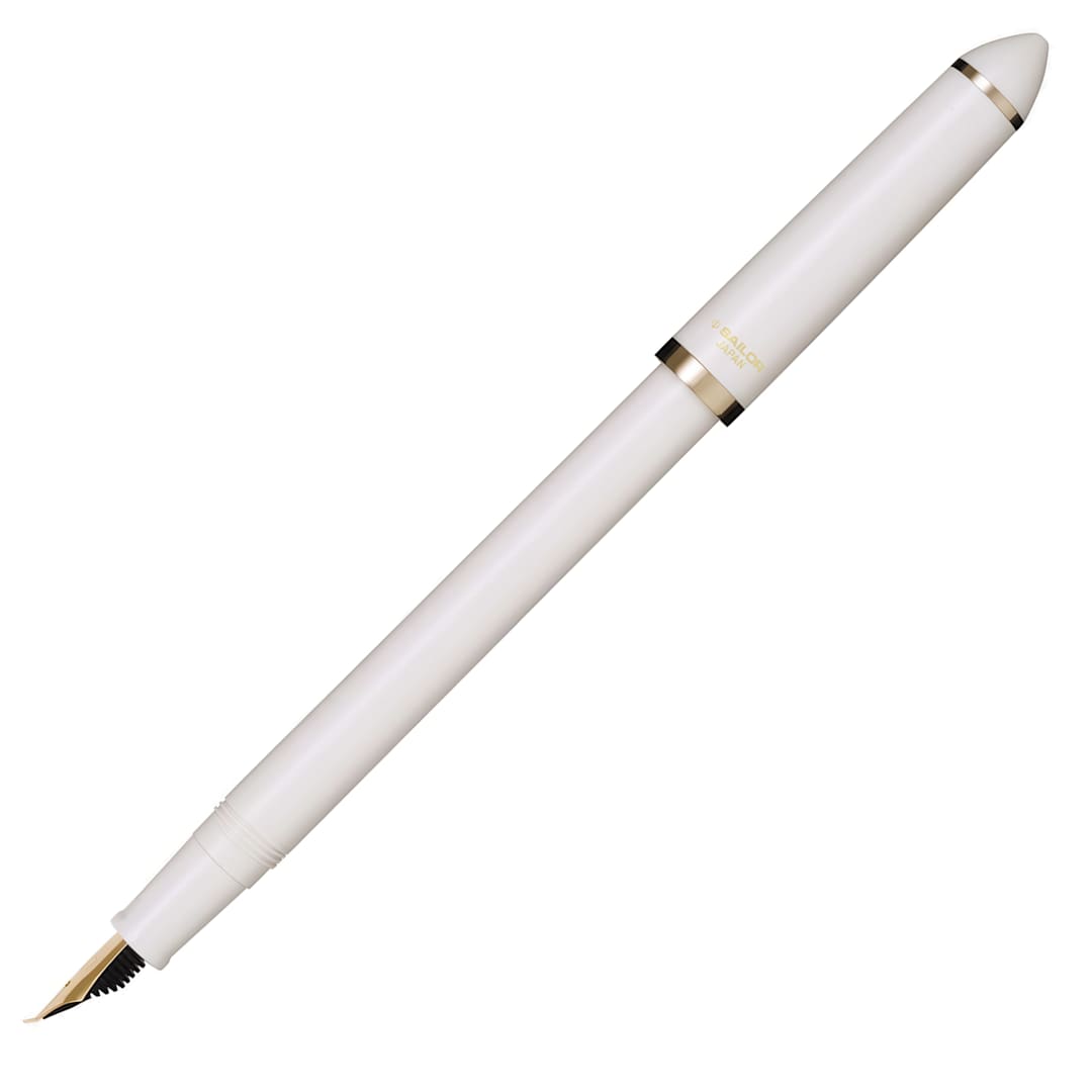 Open in modal - Sailor Fude De Mannen Fountain Pen - Pearl White, 40 Degree Nib, cap off