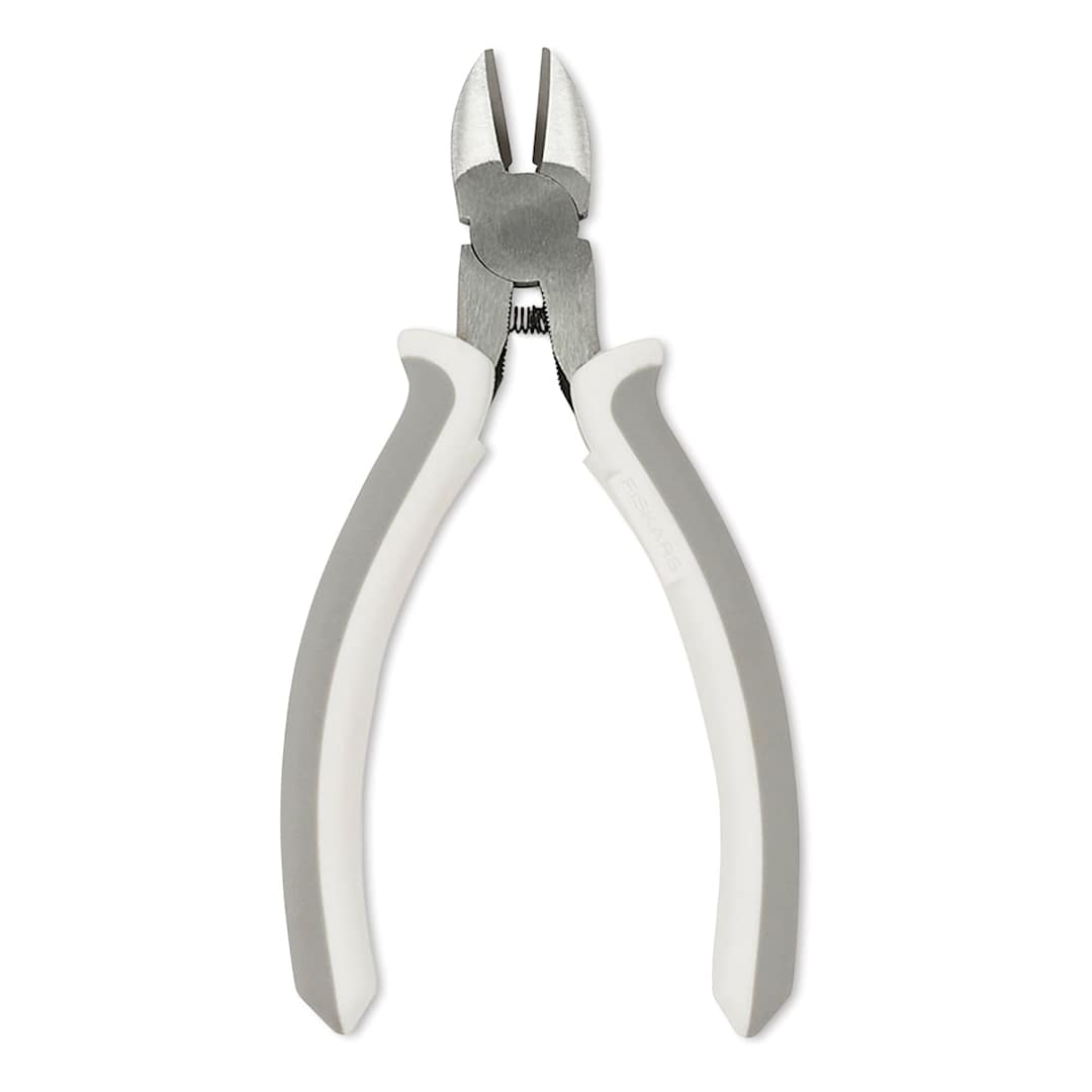Open in modal - Fiskars Precision Wire Cutter - Top view of slightly open cutter
