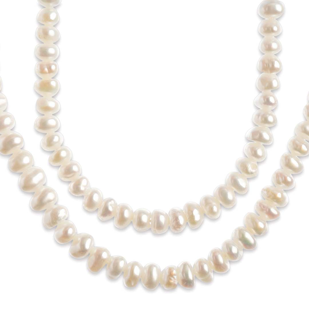 Open in modal - John Bead Earth's Jewels Freshwater Pearls - White, Semi-Round, 2 mm to 3 mm (Close-up of pearls)
