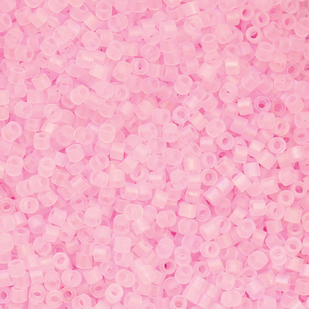 Open in modal - John Bead Cylin 11/0 Matte Macaron Cylindrical Seed Beads - Baby Pink AB