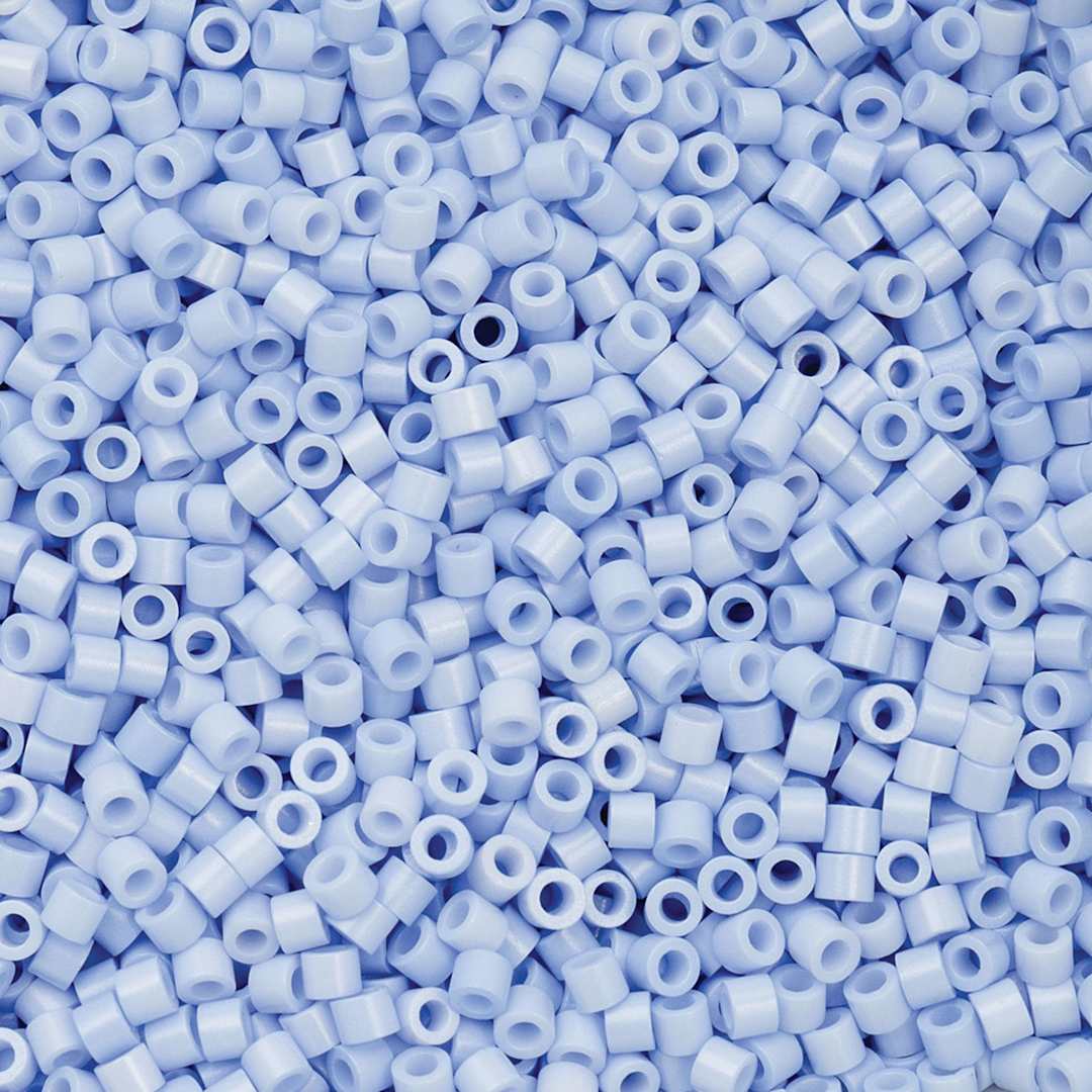 Open in modal - John Bead Cylin 11/0 Cylindrical Seed Beads - Bluebell Mist Opaque