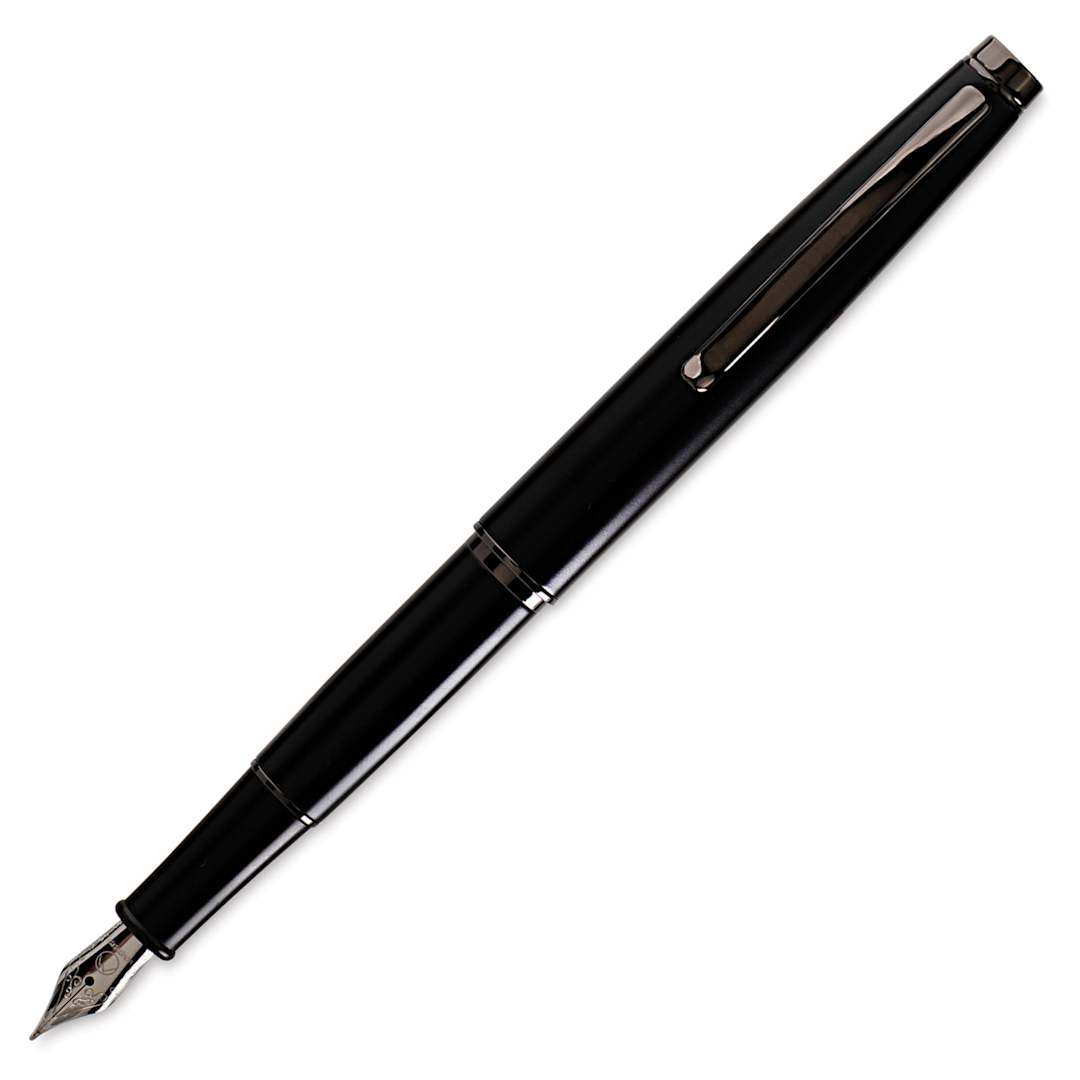 Open in modal - Monteverde Dakota Fountain Pen - Black Sky, Fine Nib, uncapped (image may show a different size nib)
