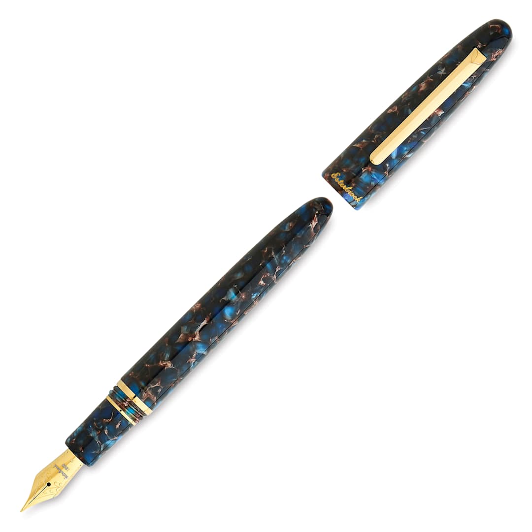 Open in modal - Esterbrook Estie Fountain Pen - Nouveau Bleu, Broad Nib, uncapped (image may show a different size nib)