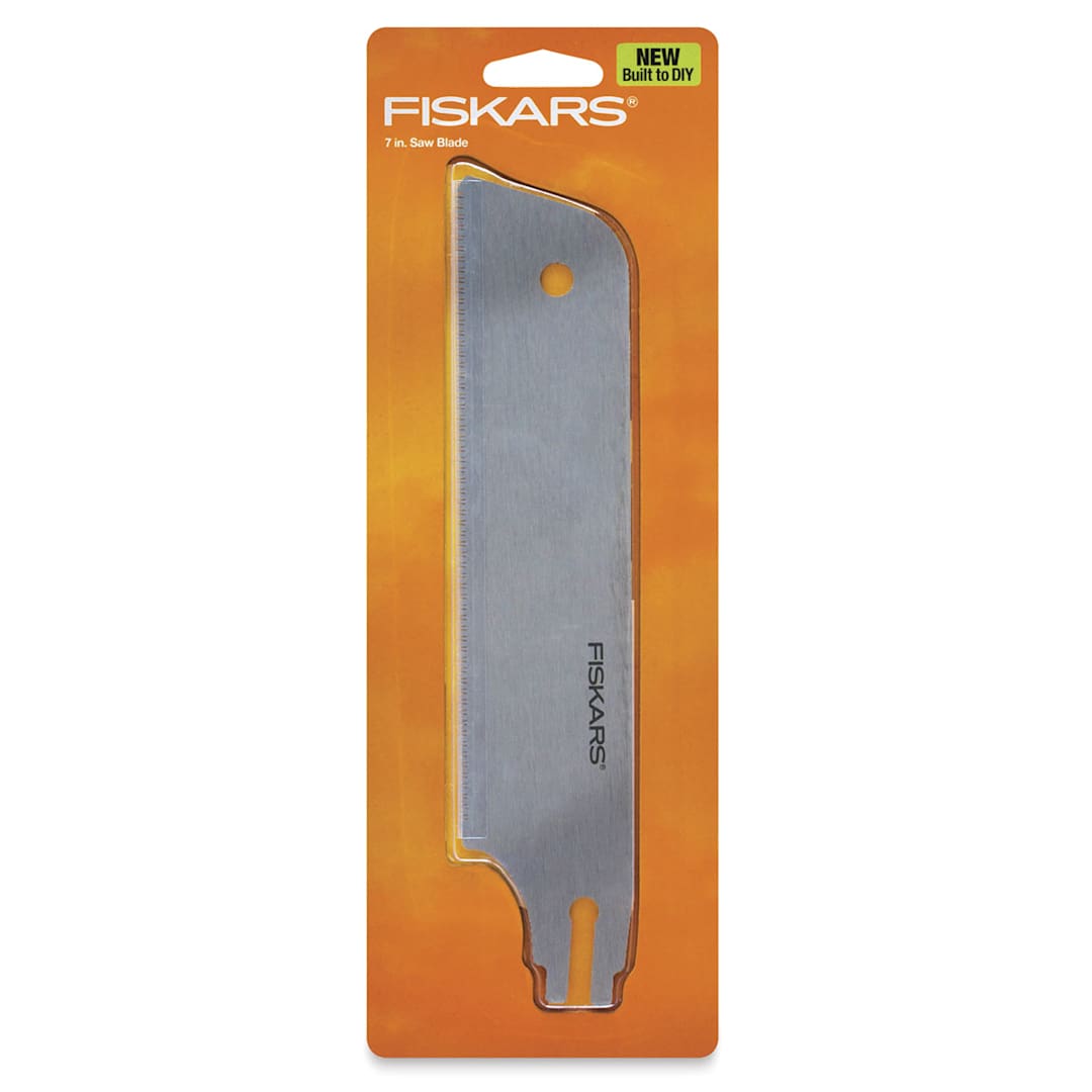 Open in modal - Fiskars Precision Hand Saw - Front of blister package of Replacement Blade
