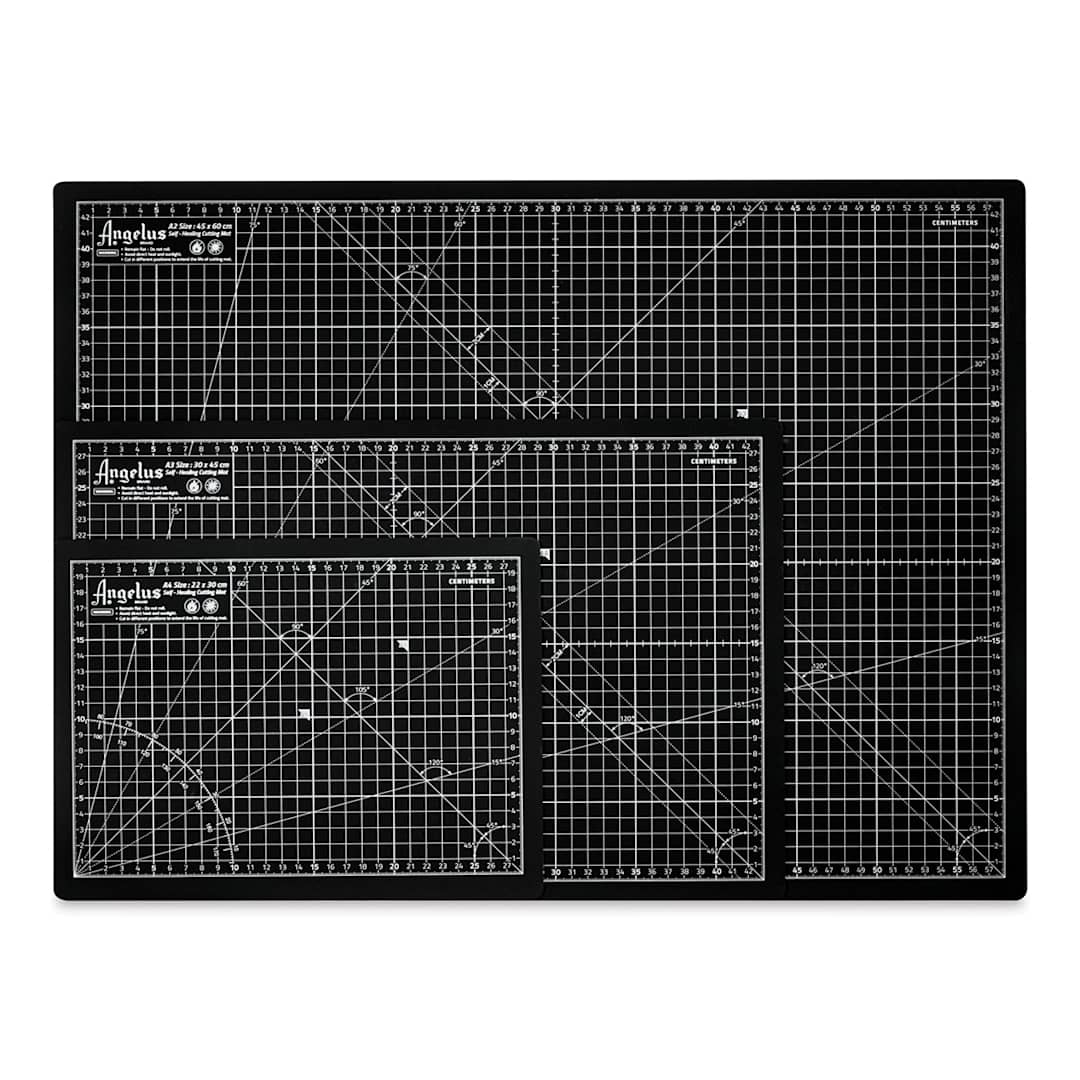 Open in modal - Angelus Self-Healing Cutting Mats - Variety of mats showing centimeter-marked side