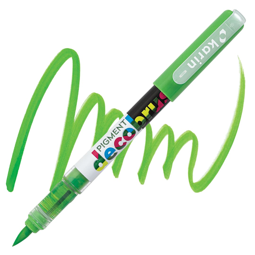 Open in modal - Karin Pigment Decobrush Marker - Leaf Green marker and swatch