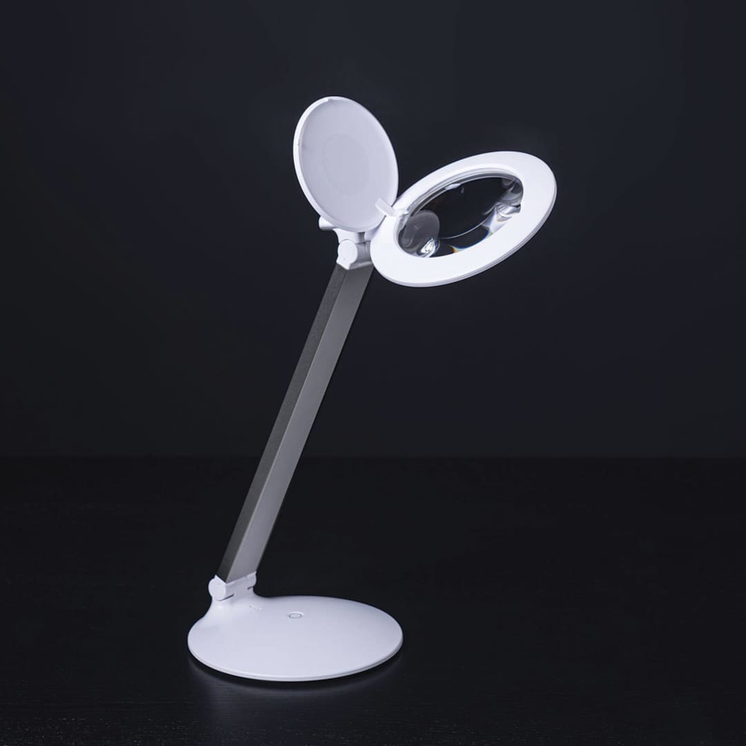 Open in modal - Daylight Halo Go 2 Rechargeable Magnifier Lamp - out of packaging