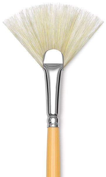 Raphaël D'Artigny Interlocked White Bristle Brush - Closeup of tip of Fan brush