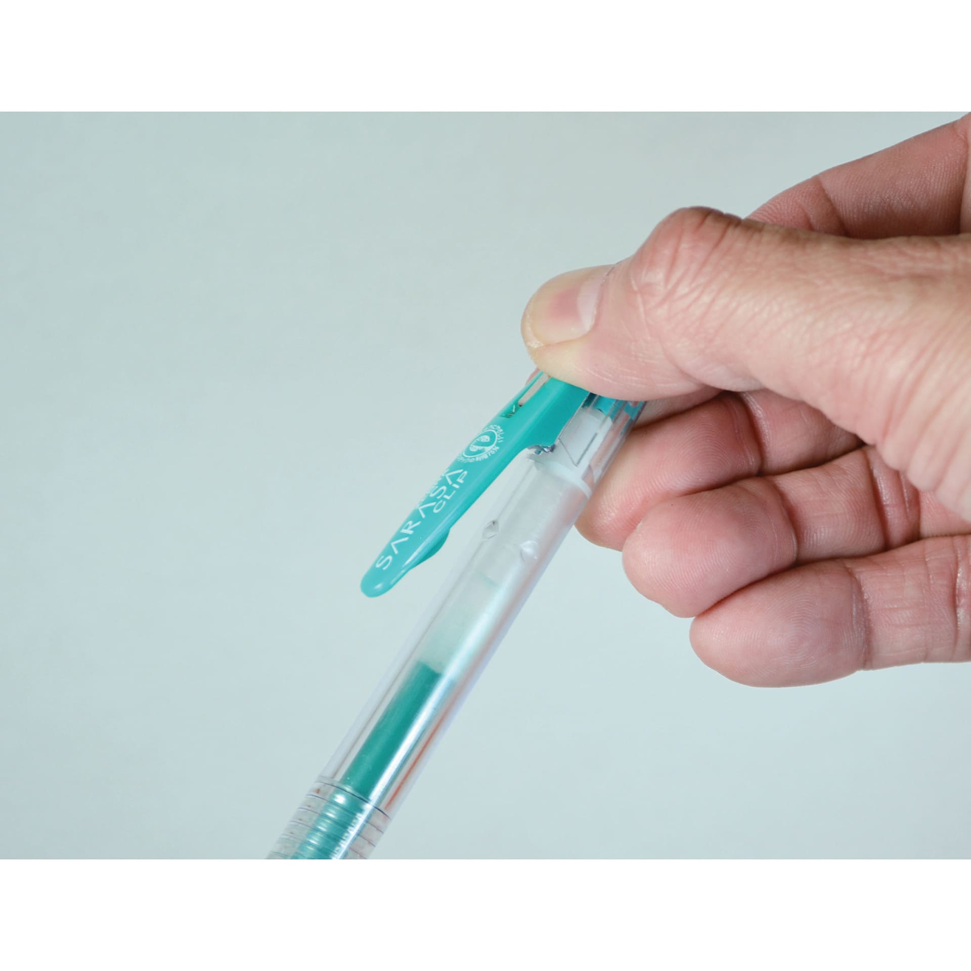 Zebra Sarasa Clip Gel Retractable Pens - Closeup of Clip operation