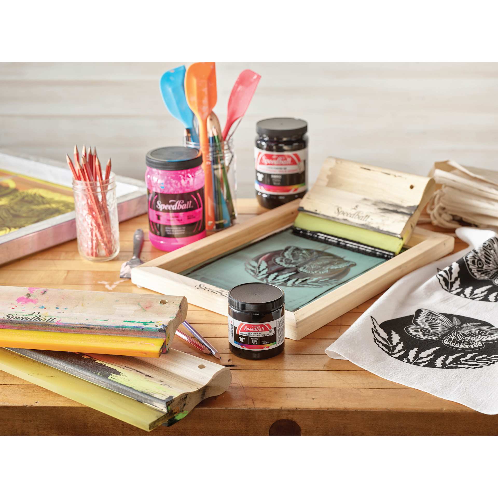 Speedball Fabric Screen Printing Inks and Sets with screen printing tools