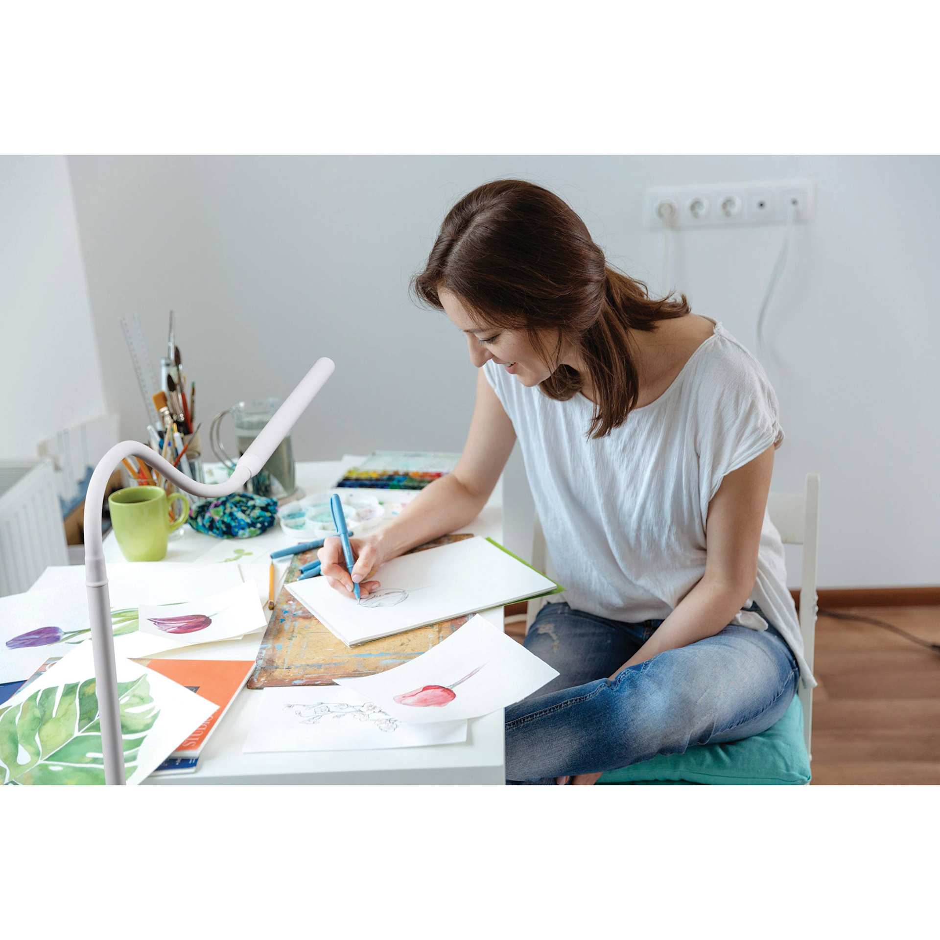 Daylight UnoLamp - Floor Lamp in use at desk