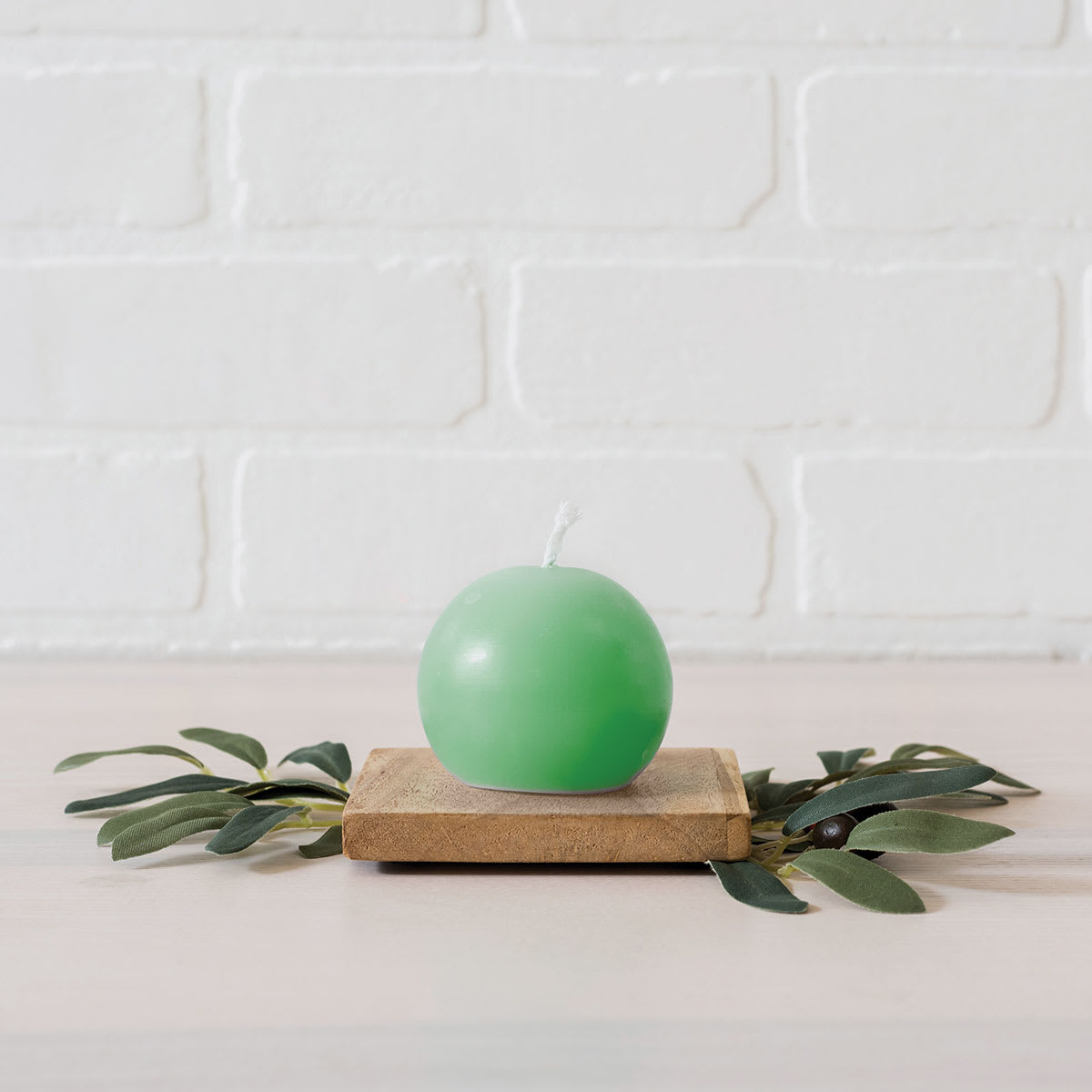We R Memory Keepers Wick Candle Molds - Ball (Sample candle)