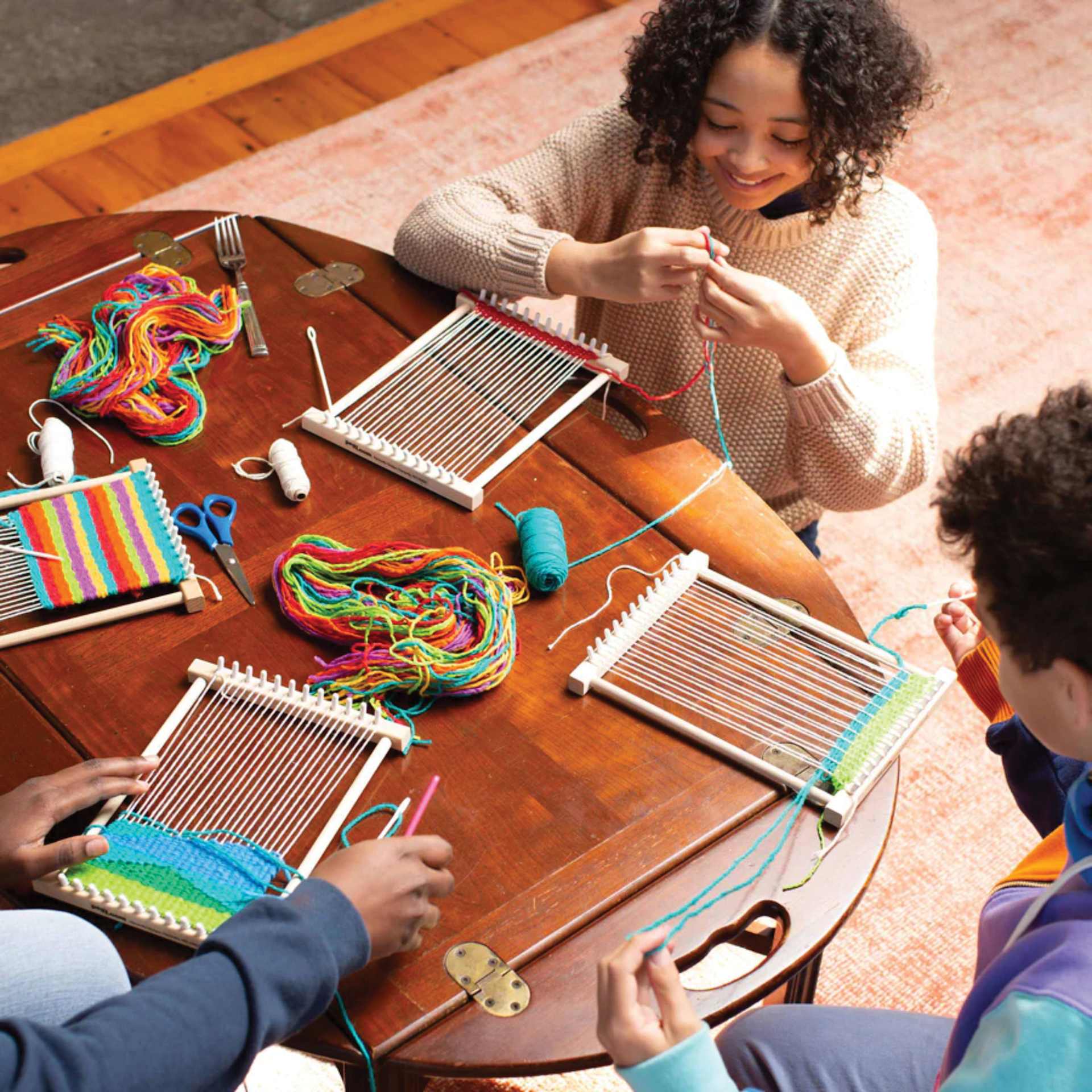 Friendly Loom PegLoom Kit - 7" x 10", multiple looms on table
