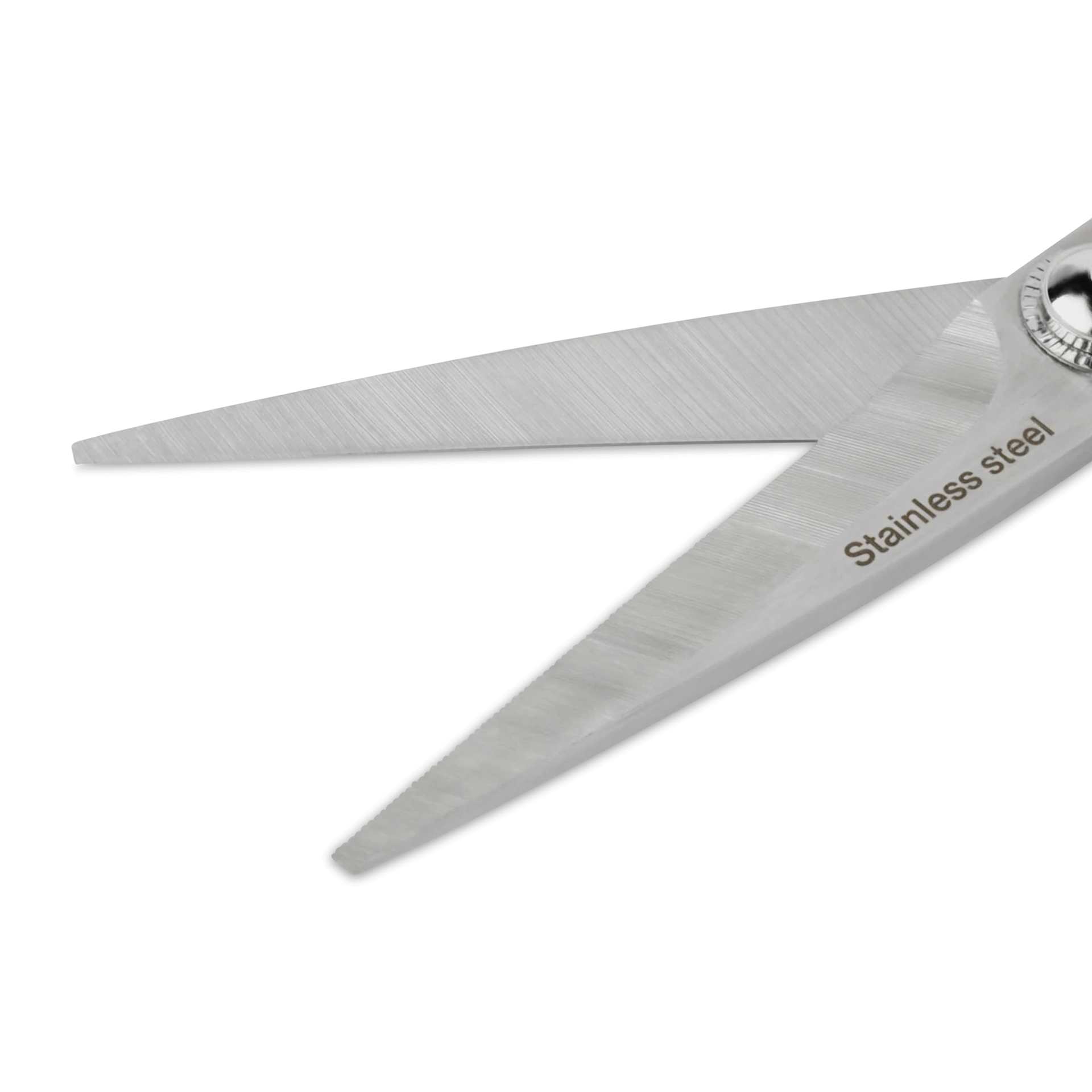 Prym Love Sewing Scissors (Close-up of blades)