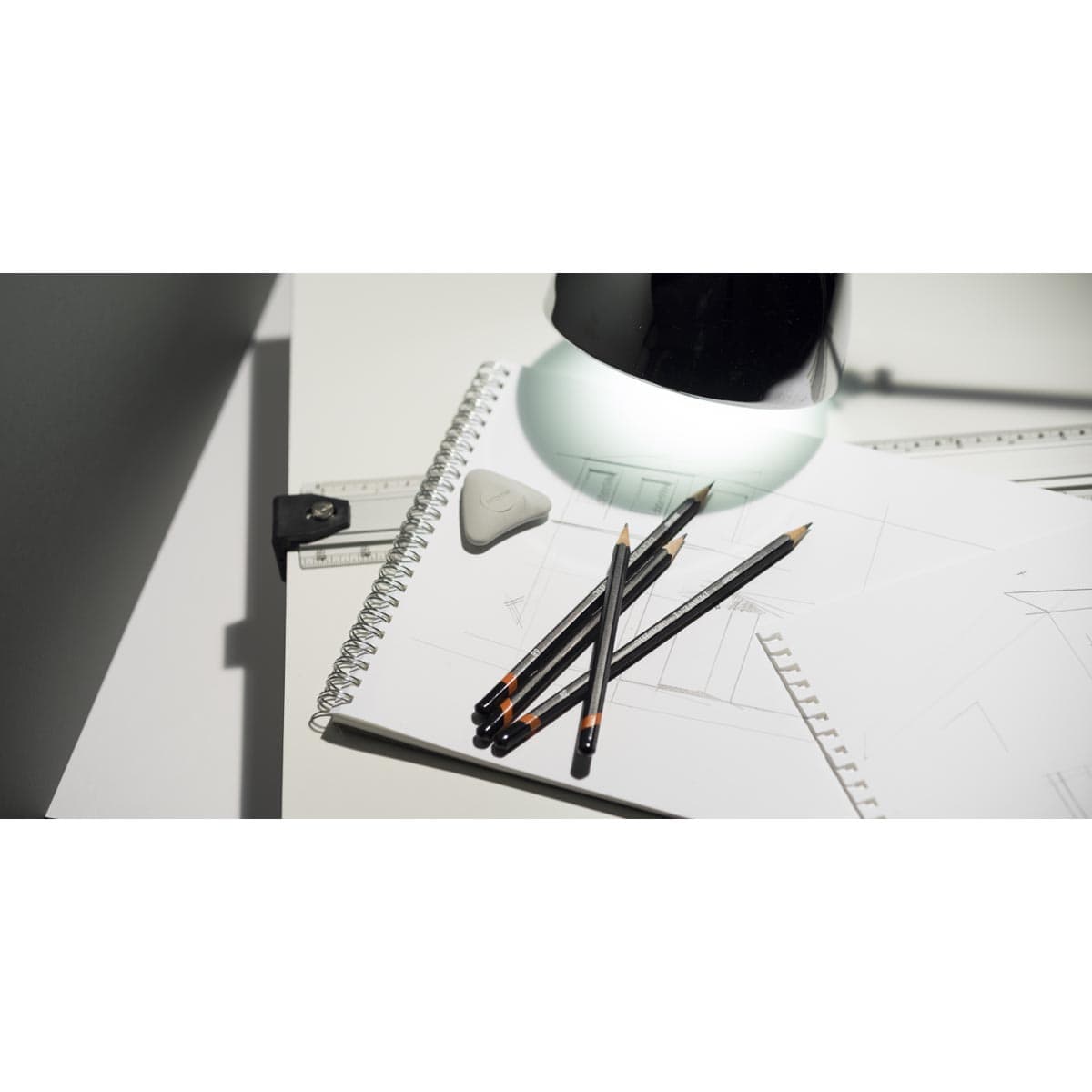 Derwent Graphic Tin Set, 6-Pencils