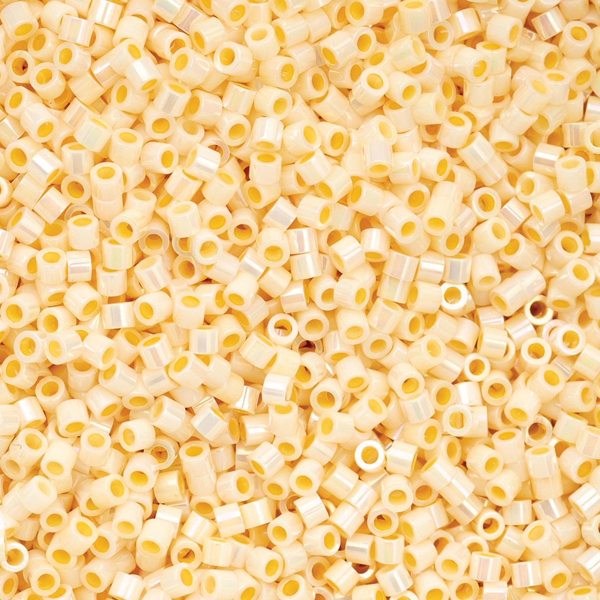 John Bead Cylin 11/0 Cylindrical Seed Beads - Cream AB