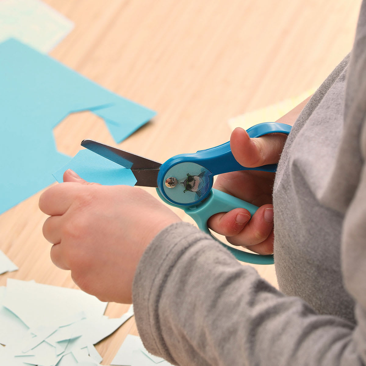 Fiskars Magic Morph Kids Scissors, Blunt, 5", Blue Cutting Paper