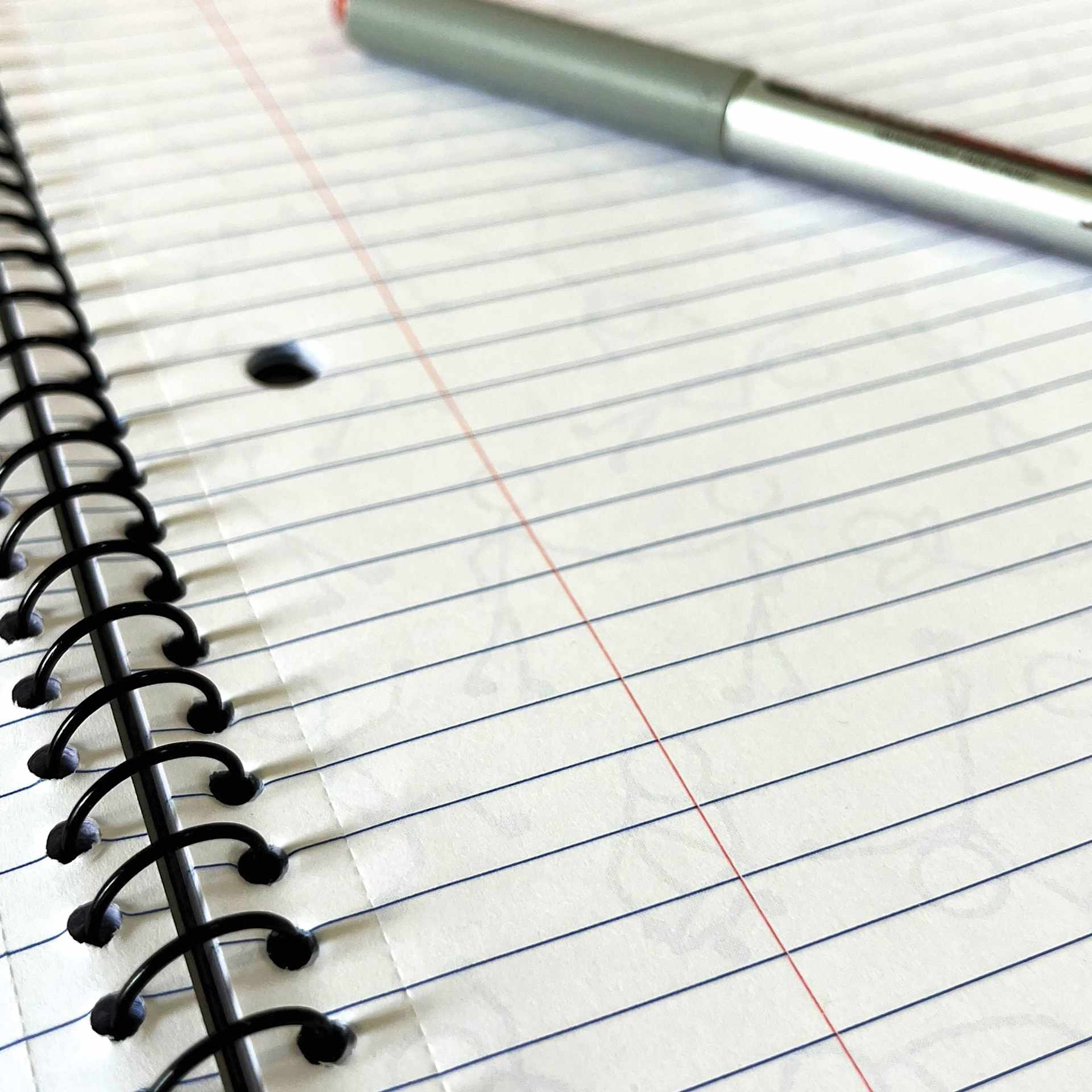 Roaring Spring Doodlewrite Spiral Notebook - 8-1/2" x 11", Ruled, 60 Sheets, close-up