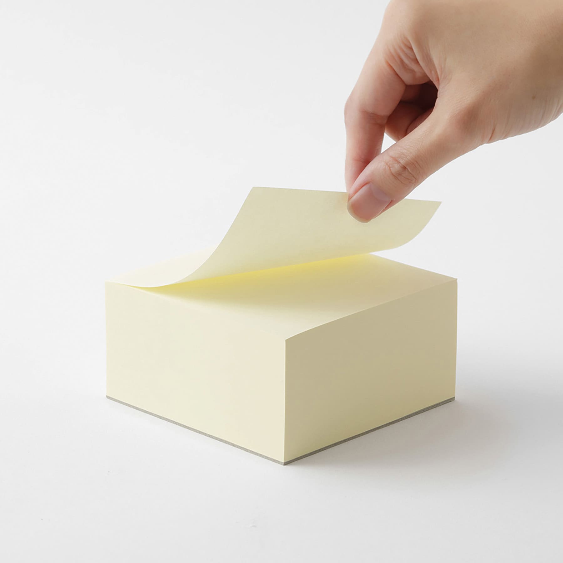 Midori MD Memo Block - 3.9" x 3.9", Blank, White, sheet being lifted