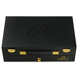 Rembrandt Artists' Oil Paints - Luxury Wooden Box Set outside of box