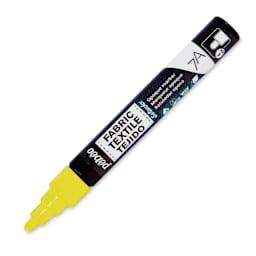 Pebeo 7A Opaque Fabric Marker - Yellow, 4 mm (Cap off)