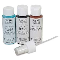 Metal Effects Rust Finish Kit - bottles of primer and solution
