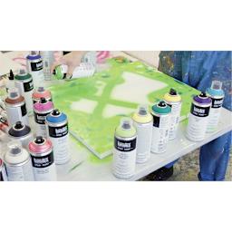 Liquitex Professional Spray Paint - Several Spray cans with canvas
