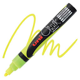 Uni Chalk Marker - Fluorescent Yellow, 5 mm marker and swatch