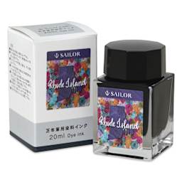Sailor USA State Ink - Rhode Island, Quahog Purple, 20 ml, bottle next to packaging