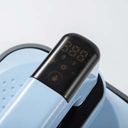 Craft Express Small Handheld Heat Press, close-up digital display