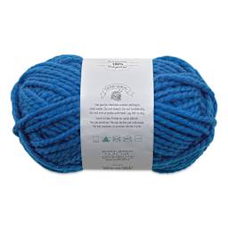 Needle Crafters Chunky Standard Twist Yarn - Royal Blue, back of the packaging