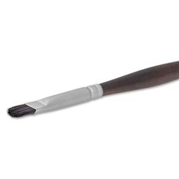 Raphaël Textura Brush - D-Brush, Size 0, Long Handle angled front of flat side