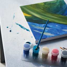 Katch Surface Protection Roll (protecting the surface from acrylic paints)