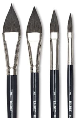 Isabey Cat's Tongue Pointed Oval Wash - closeup of tips of 4 sizes of brush