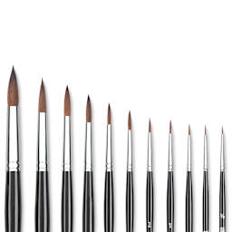 Princeton Siberia Series 7050 Natural Kolinsky Sable Brushes - Closeup of tips of all sizes
