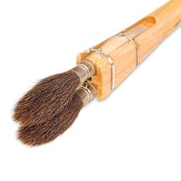 Da Vinci Double Squirrel Brush - Pointed Round, Size 1.5 front view of the bristles